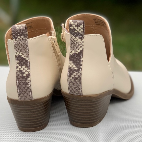 Women's Western Booties Memory Foam Fashion Boots - Picture 5 of 10